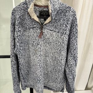 True Grit Unisex Size XS Navy and White Sherpa